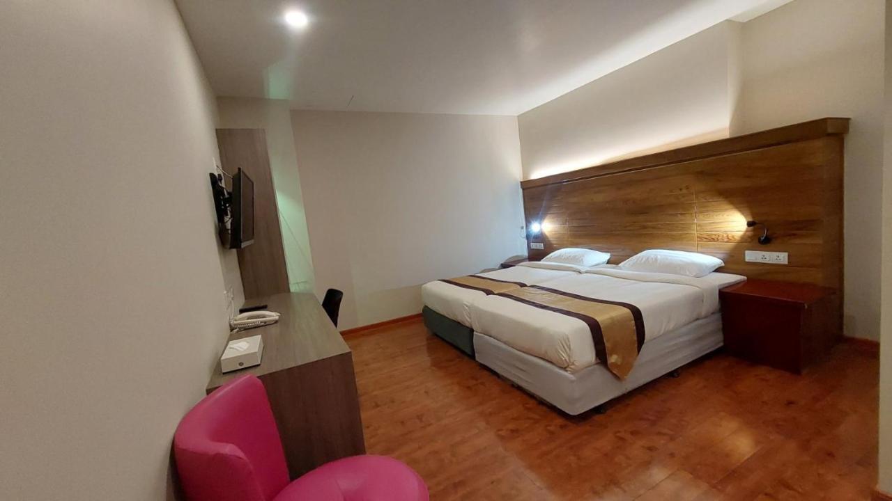 Hotel Grand Galaxy 양곤 외부 사진